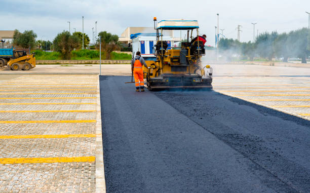 Best Professional Driveway Pavers  in Windsor, IL